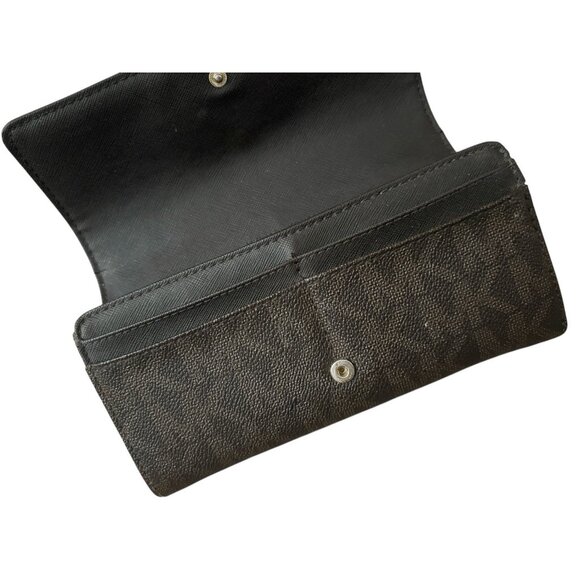 MICHAEL KORS Fulton Brown/Gold Snap Flap Carryall Wallet - Picture 4 of 11